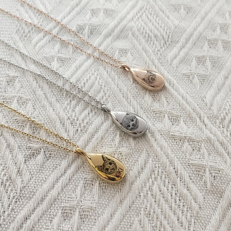 Personalized Teardrop Pet Portrait Keepsake Urn Necklace Openable Memorial Ashes Urn Pendant Necklace Cremation Jewelry Cat/Dog/Rabbit/Turtle's Image Laser Engraving